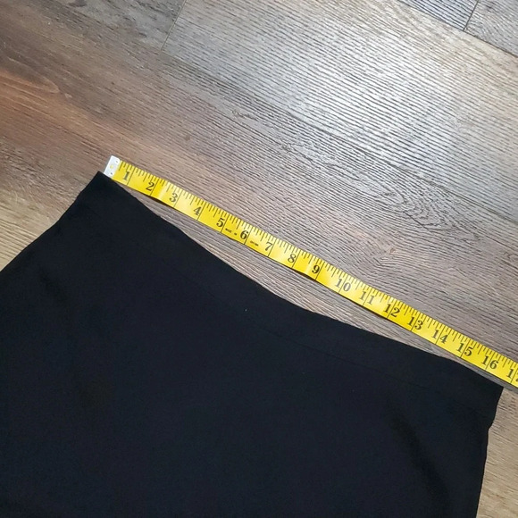 St. John wide leg black side zip classic dress pants - Picture 3 of 7